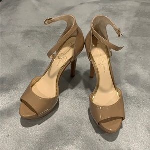 Excellent condition Jessica Simpson heels sz 8